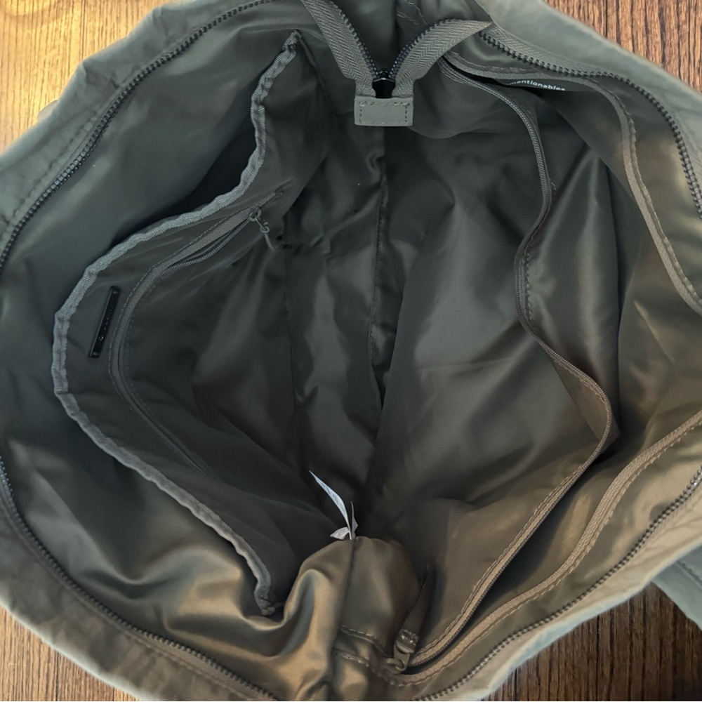 lululemon athletica Olive Green Tote Bag - Picture 7 of 9